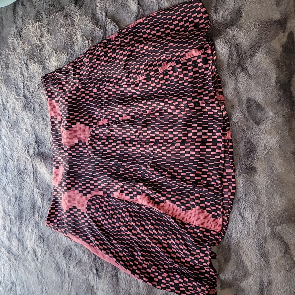 Collective Concepts skirt size medium